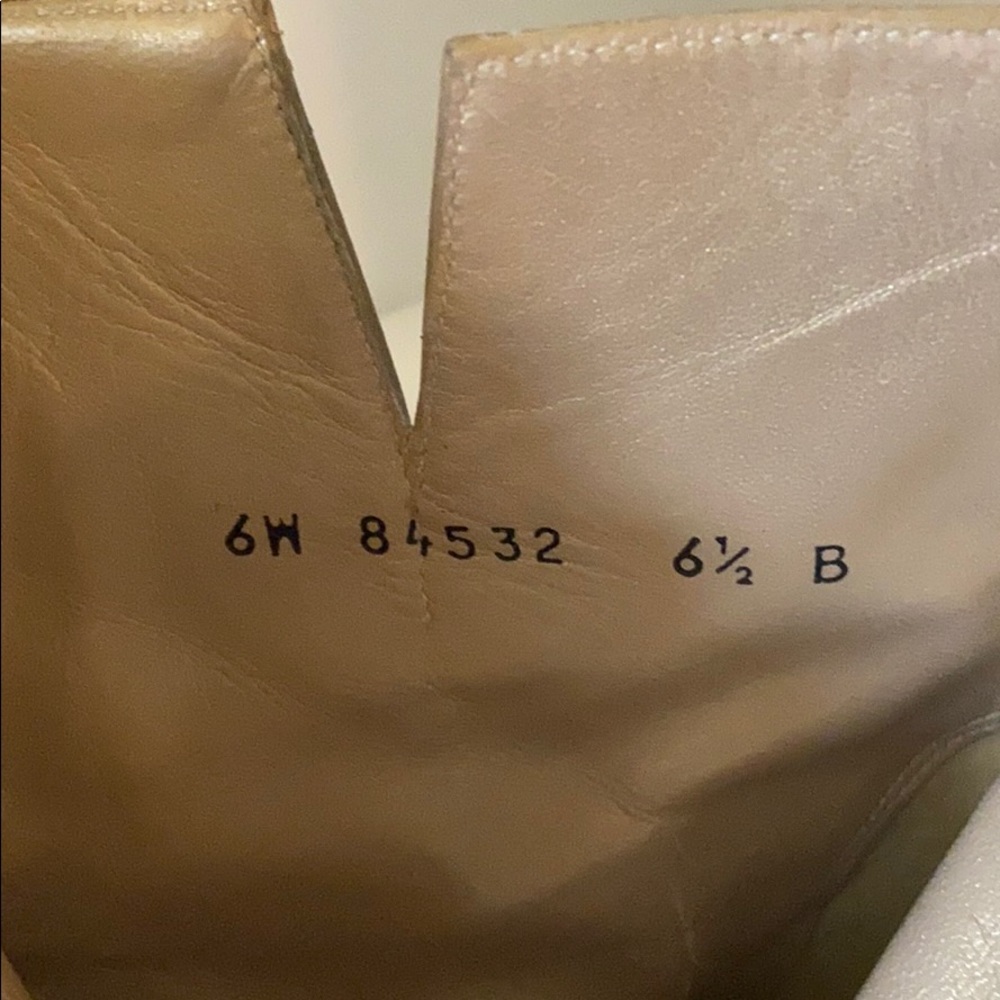 Stuart Weizmann Ankle Boots - image 5